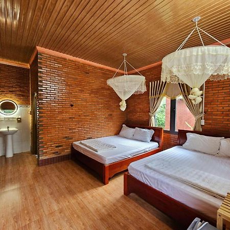 Thuy Tien Ecolodge Cát Tiên Eksteriør bilde