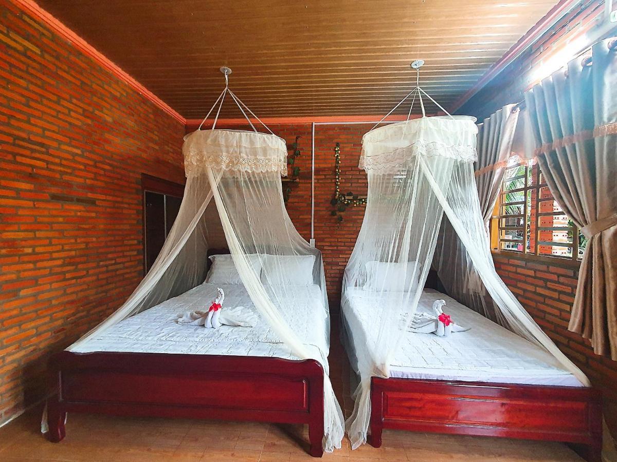 Thuy Tien Ecolodge Cát Tiên Eksteriør bilde